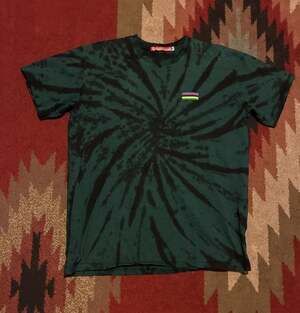 Team Dream Tie-Dye Green Black T-Shirt with Embroidered Flag Chest Logo Size L